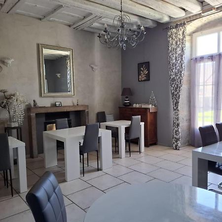 Maison D'Eusebia ชาโต-ชาลง ภายนอก รูปภาพ