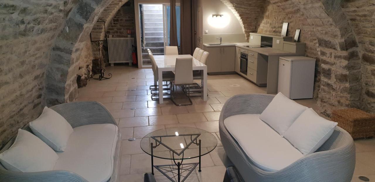 Maison D'Eusebia ชาโต-ชาลง ภายนอก รูปภาพ