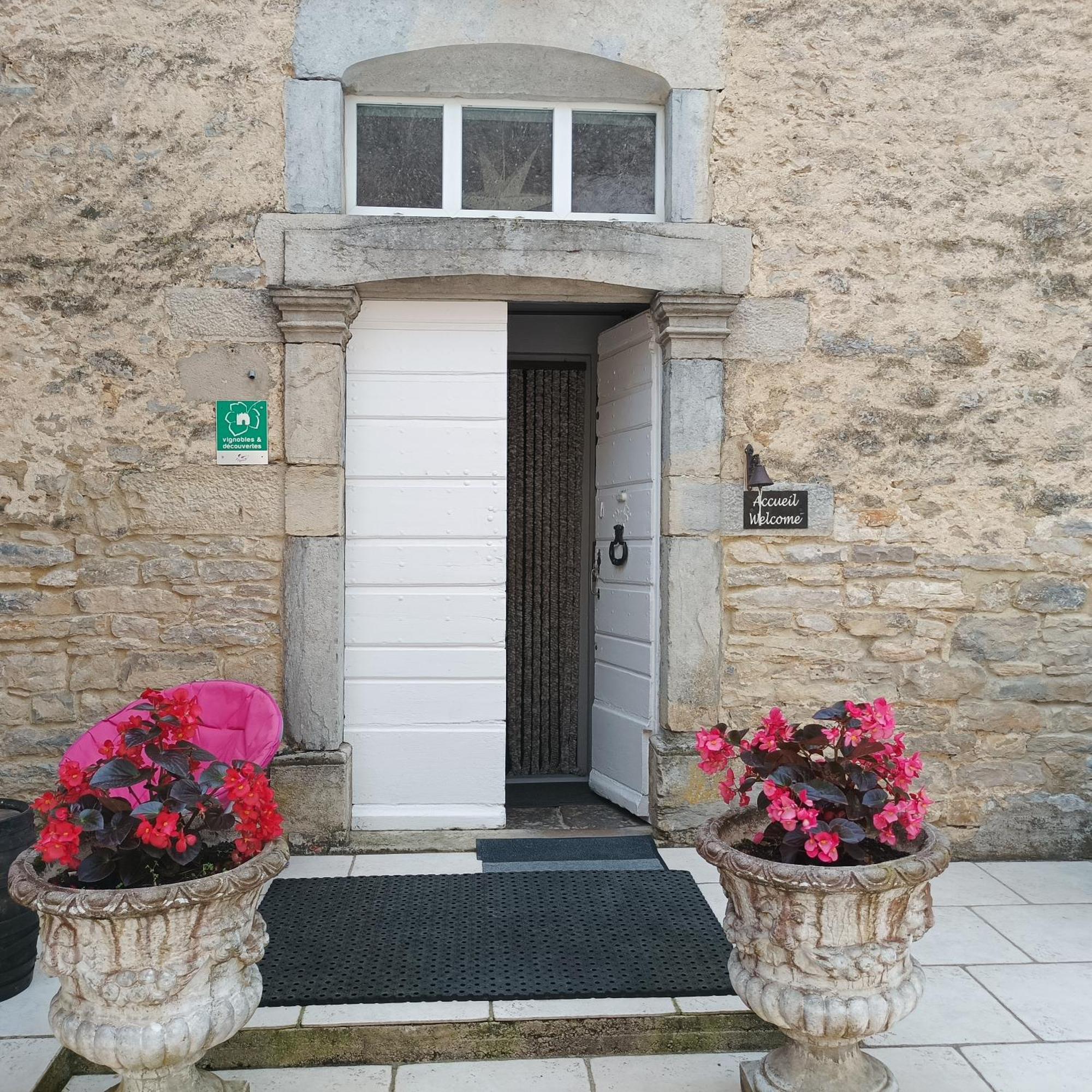 Maison D'Eusebia ชาโต-ชาลง ภายนอก รูปภาพ