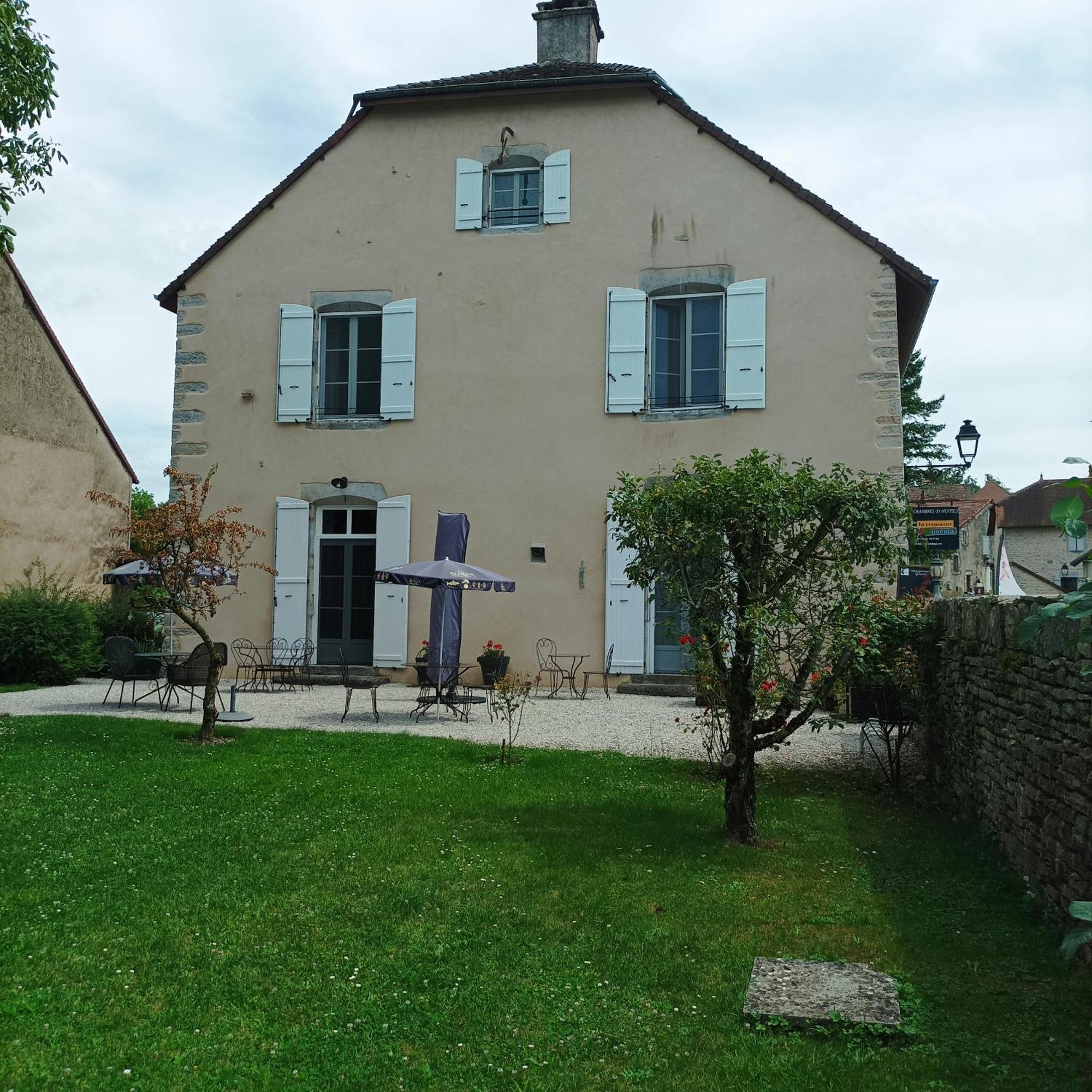 Maison D'Eusebia ชาโต-ชาลง ภายนอก รูปภาพ