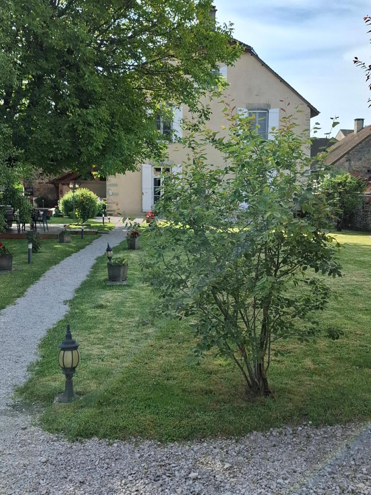 Maison D'Eusebia ชาโต-ชาลง ภายนอก รูปภาพ